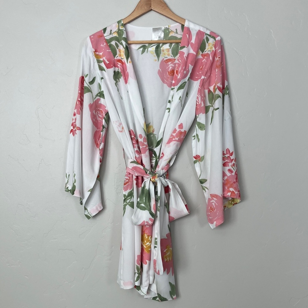 Plum Pretty Sugar Floral Robe